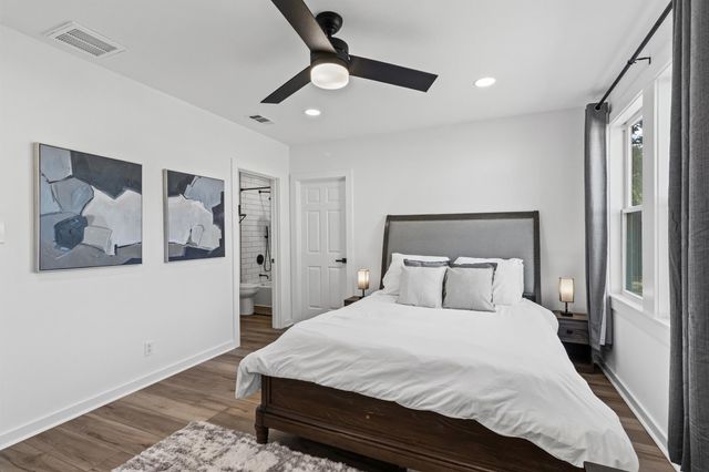 901 N Church ST, Georgetown, TX 78626