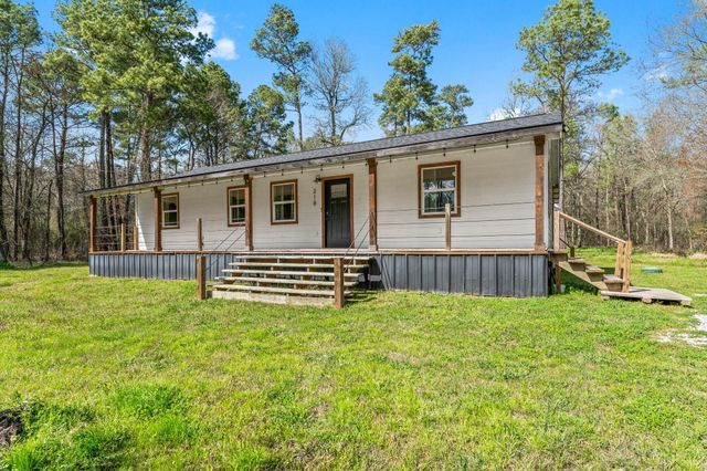 218 Hall Drive S, Montgomery, TX 77316