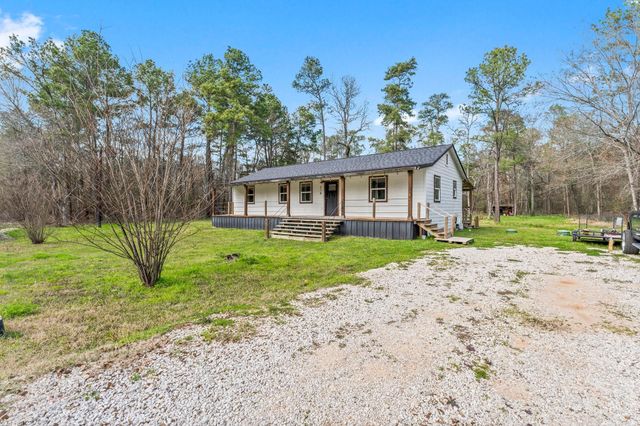 218 Hall Drive S, Montgomery, TX 77316