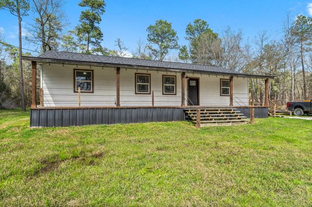 218 Hall Drive S, Montgomery, TX 77316