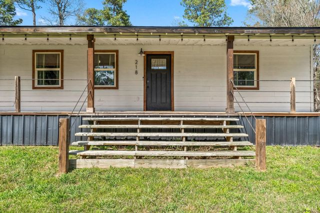 218 Hall Drive S, Montgomery, TX 77316