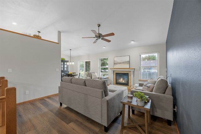 1114 Tiara Drive NE, Cedar Rapids, IA 52402