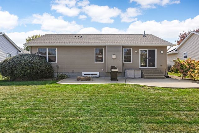 1114 Tiara Drive NE, Cedar Rapids, IA 52402