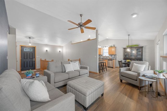 1114 Tiara Drive NE, Cedar Rapids, IA 52402