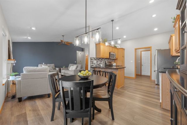 1114 Tiara Drive NE, Cedar Rapids, IA 52402