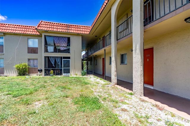 6100 Forest Hill Boulevard 107, West Palm Beach, FL 33415