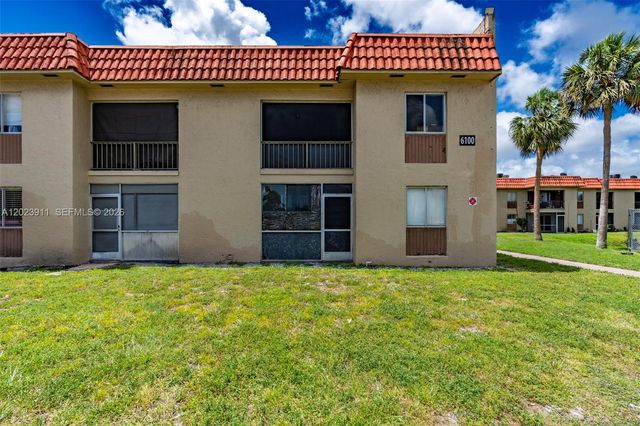 6100 Forest Hill Boulevard 107, West Palm Beach, FL 33415