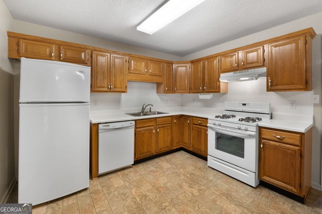 207 Michele Court, Mcdonough, GA 30252