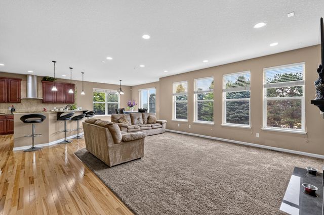 16991 Evening Terrace, Lakeville, MN 55044