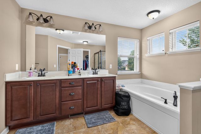 16991 Evening Terrace, Lakeville, MN 55044