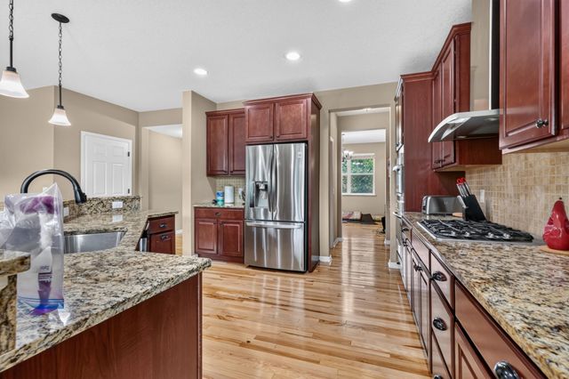 16991 Evening Terrace, Lakeville, MN 55044