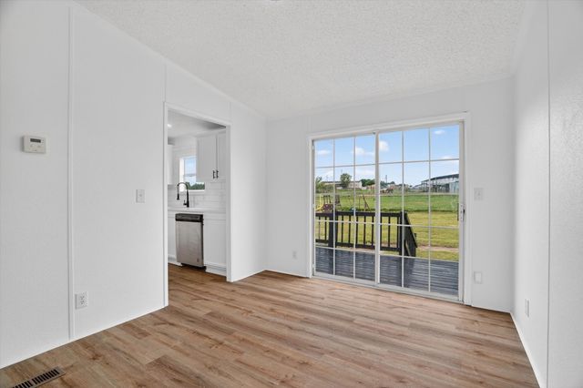 5803 Kentucky Street, Joshua, TX 76058