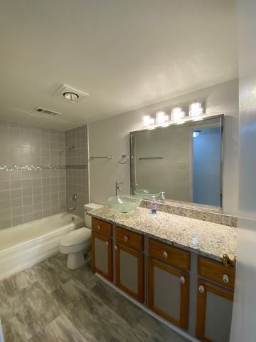 9801 Royal Lane 208, Dallas, TX 75231