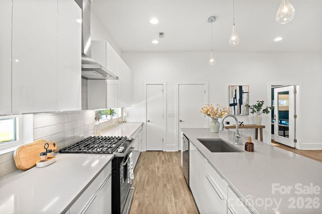 1704 Pegram Street, Charlotte, NC 28205