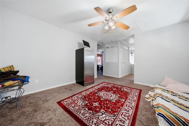 2926 Meadowglen Cove, Houston, TX 77082