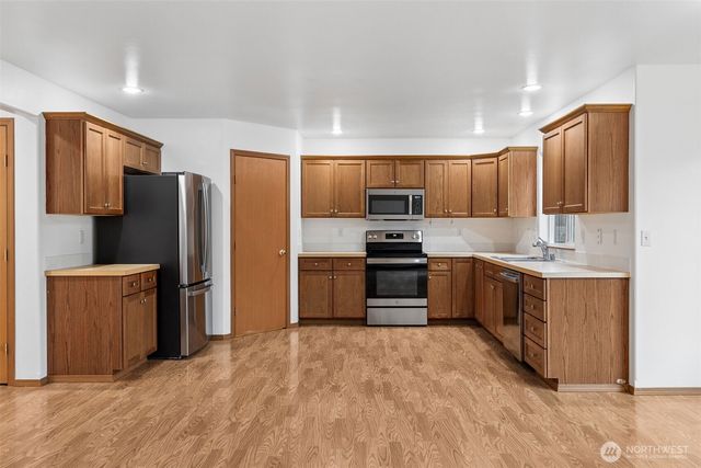 2020 Sable Lane NE, Olympia, WA 98506