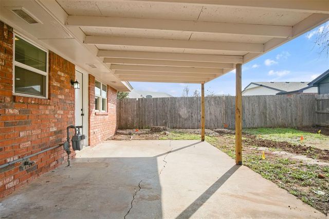 7705 S Charlotte Drive, Oklahoma City, OK 73159