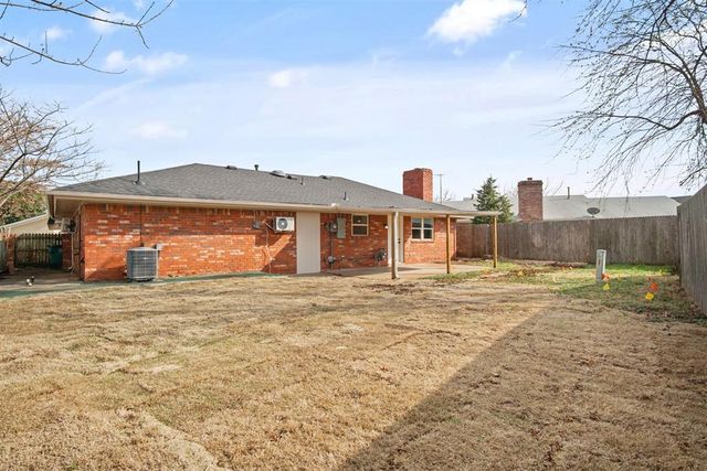 7705 S Charlotte Drive, Oklahoma City, OK 73159