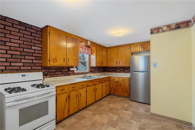 5782 Noel Road, Cicero, NY 13039