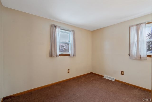 5782 Noel Road, Cicero, NY 13039