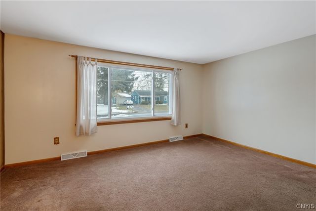 5782 Noel Road, Cicero, NY 13039