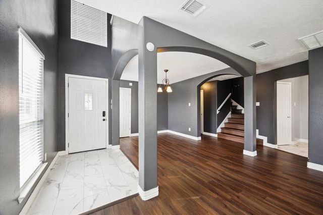 15643 Kiplands Bend Drive, Houston, TX 77014