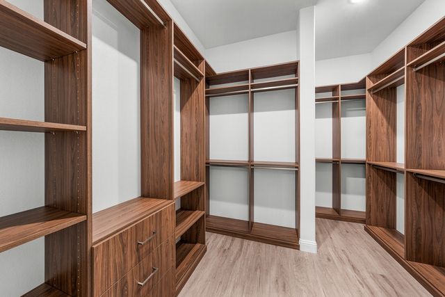 428 Estate Lane, Mclendon Chisholm, TX 75032