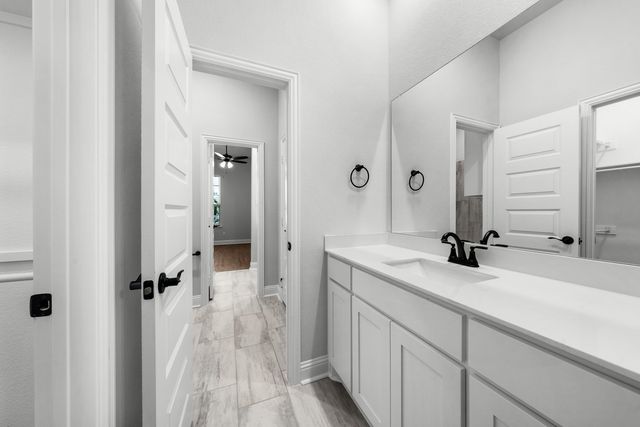 428 Estate Lane, Mclendon Chisholm, TX 75032