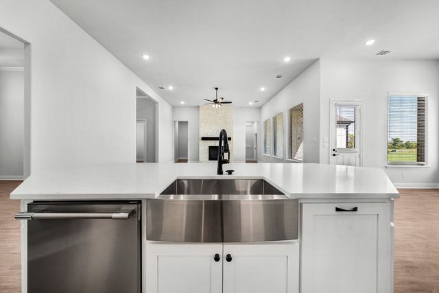 428 Estate Lane, Mclendon Chisholm, TX 75032