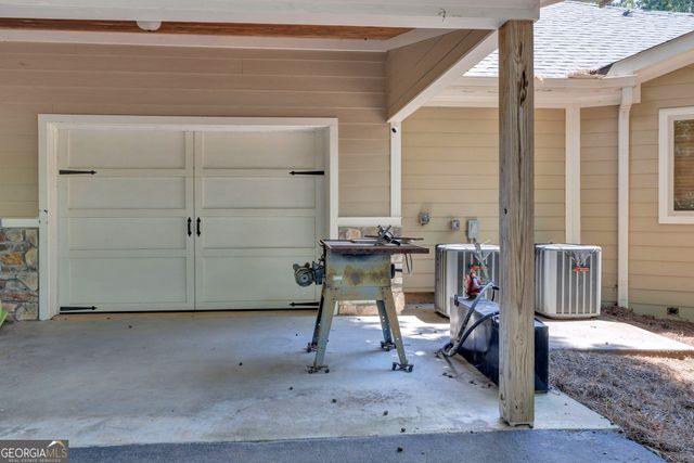 1721 Long Piney Road, Mansfield, GA 30055