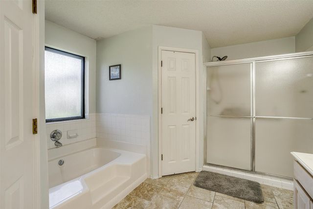 321 E Hampton Road, Crowley, TX 76036
