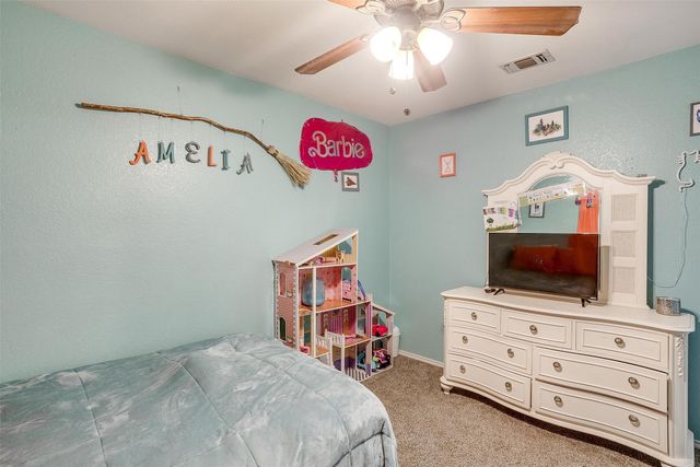 321 E Hampton Road, Crowley, TX 76036