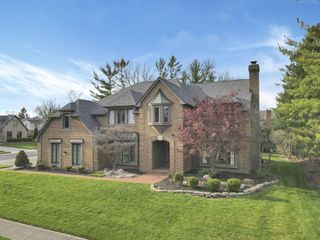 1225 Brittany Lane, Columbus, OH 43220