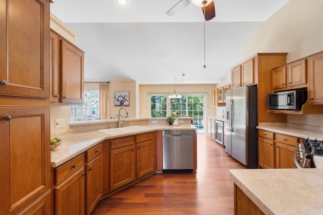 1864 River Lakes ROAD S, Oconomowoc, WI 53066