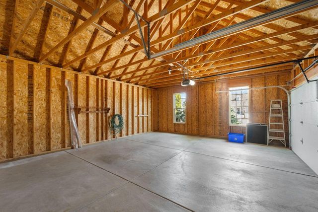 1864 River Lakes ROAD S, Oconomowoc, WI 53066