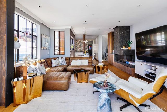 26 Hodges Alley, San Francisco, CA 94133