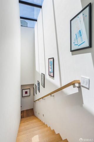 26 Hodges Alley, San Francisco, CA 94133