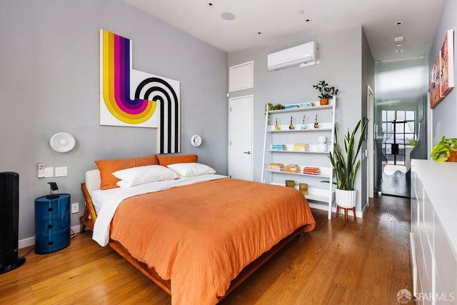 26 Hodges Alley, San Francisco, CA 94133
