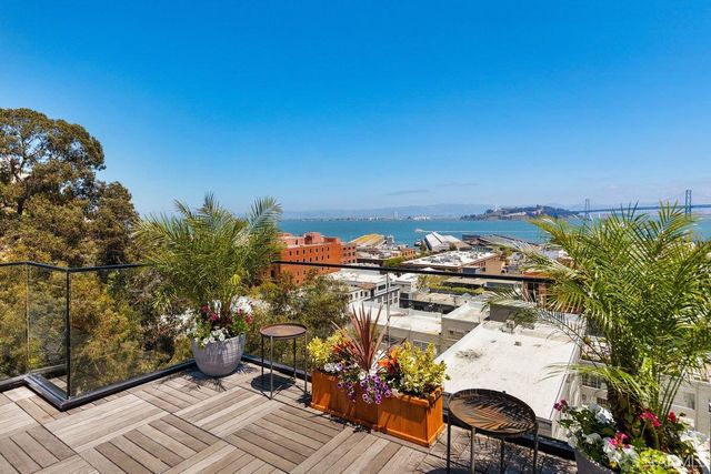 26 Hodges Alley, San Francisco, CA 94133