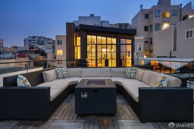 26 Hodges Alley, San Francisco, CA 94133