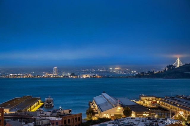 26 Hodges Alley, San Francisco, CA 94133