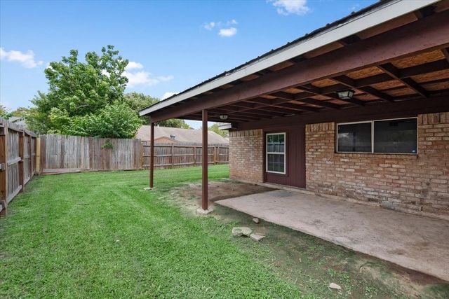 6630 Brownie Campbell Road, Houston, TX 77086