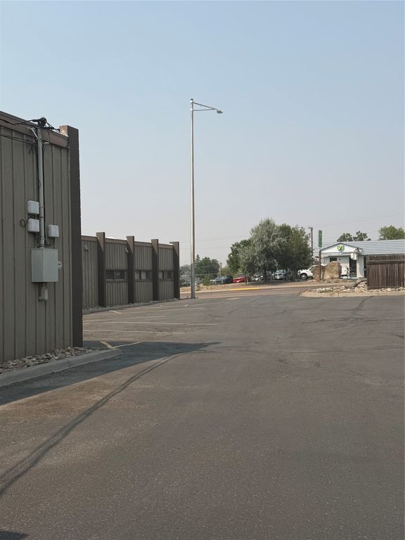 1324 Central Avenue W, Great Falls, MT 59404 photo 2