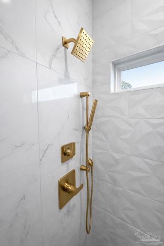 606 E Leonard St, Pensacola, FL 32503