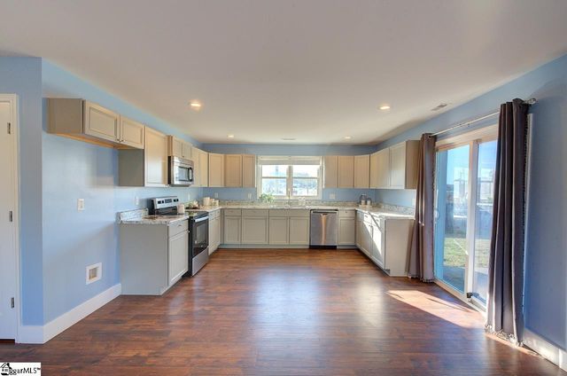 3550 Old Furnance Road, Chesnee, SC 29323