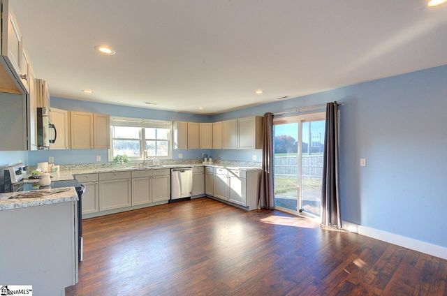 3550 Old Furnance Road, Chesnee, SC 29323