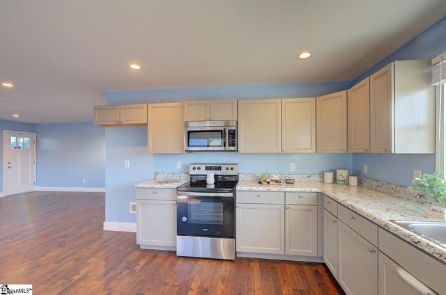 3550 Old Furnance Road, Chesnee, SC 29323