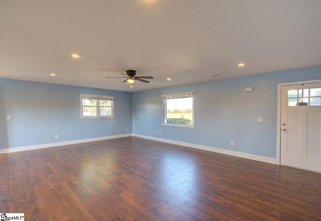 3550 Old Furnance Road, Chesnee, SC 29323