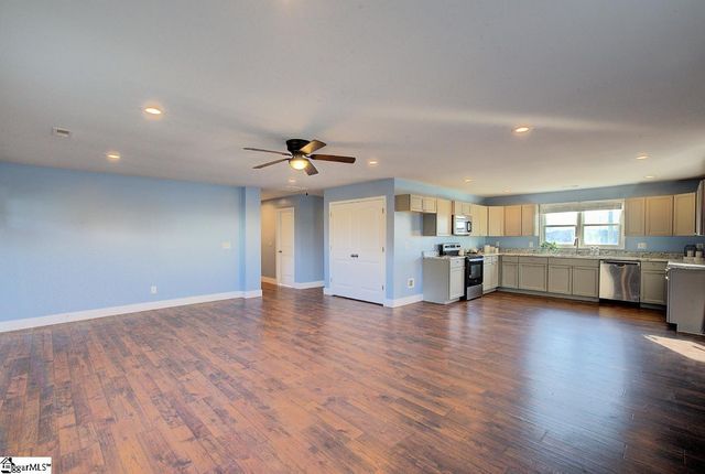 3550 Old Furnance Road, Chesnee, SC 29323