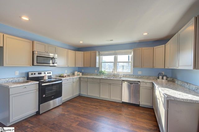 3550 Old Furnance Road, Chesnee, SC 29323